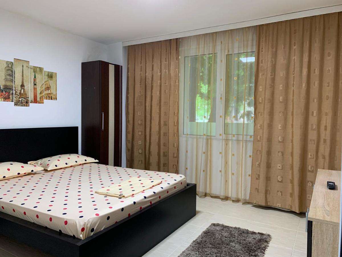 Eli Apartment Galati  Bagian luar foto
