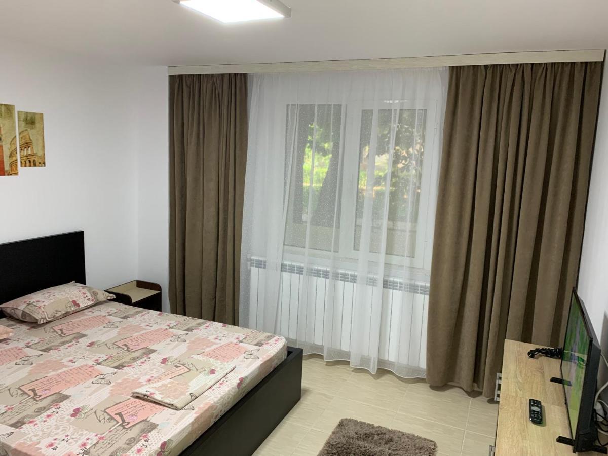 Eli Apartment Galati  Bagian luar foto