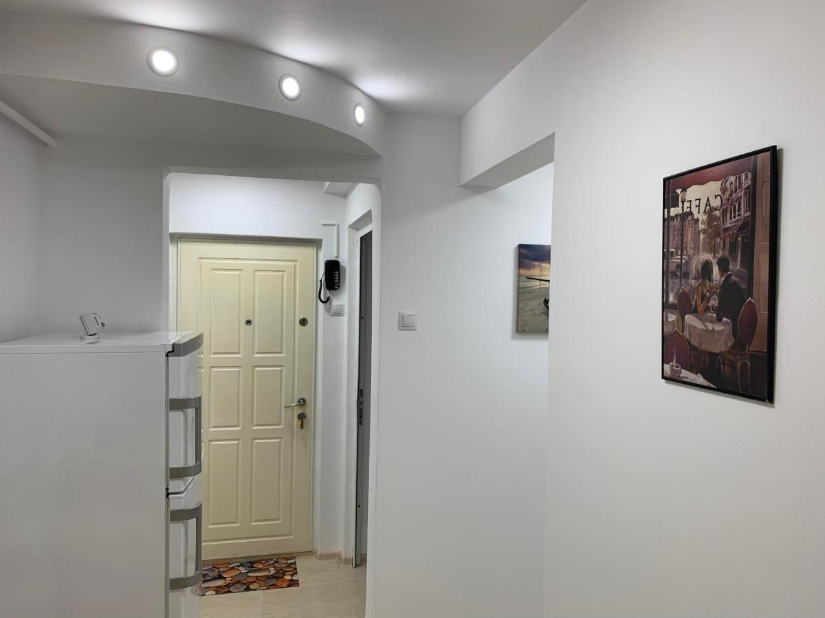 Eli Apartment Galati  Bagian luar foto