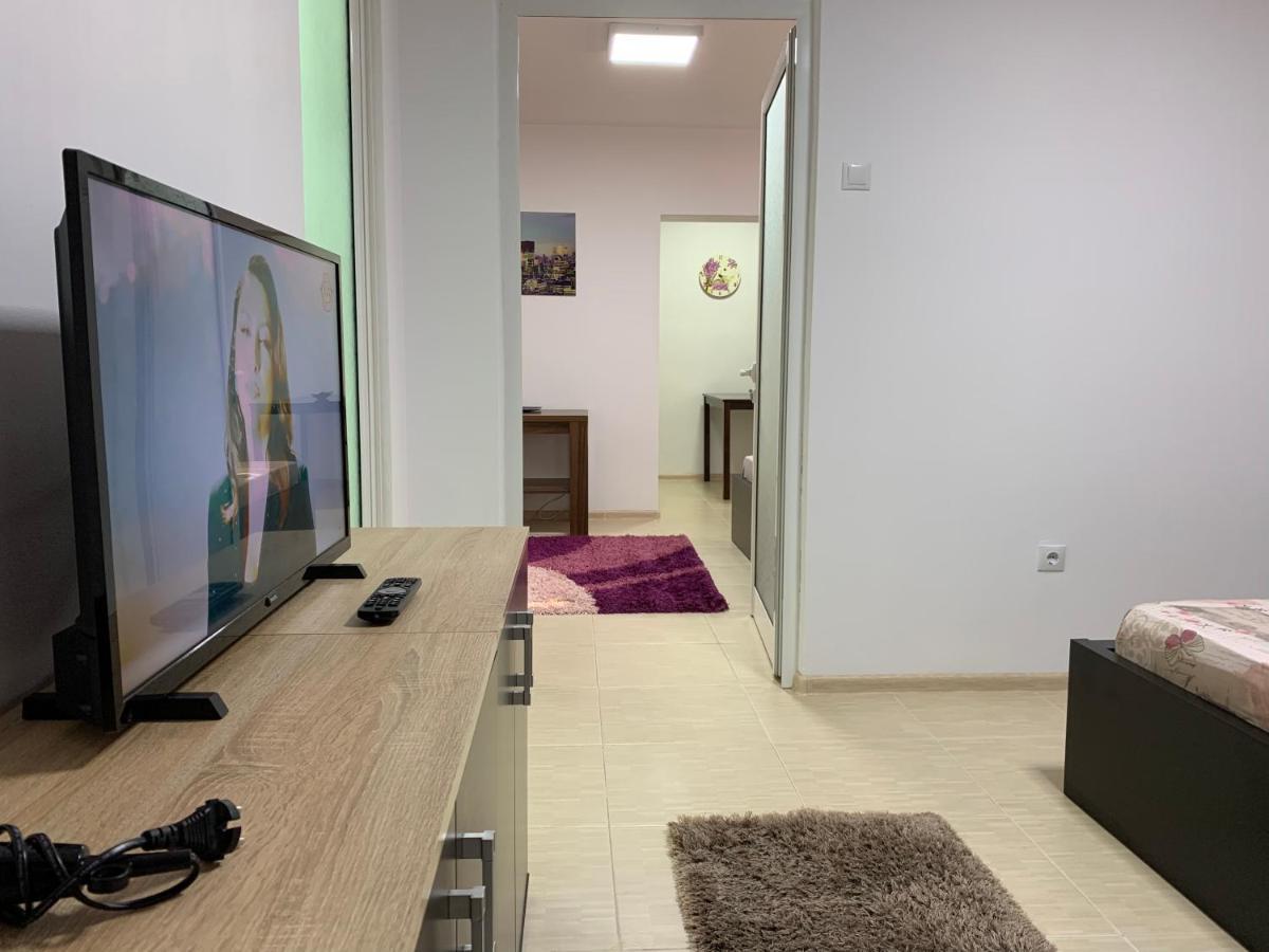 Eli Apartment Galati  Bagian luar foto